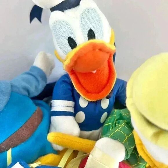 Disney Store Donald Duck 65th Anniversary Bean Bag Set Plush 65 Feisty Years! - Picture 13 of 16
